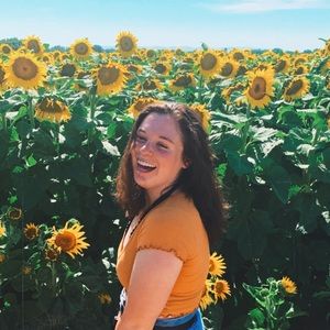 Meet your Posher, Dani